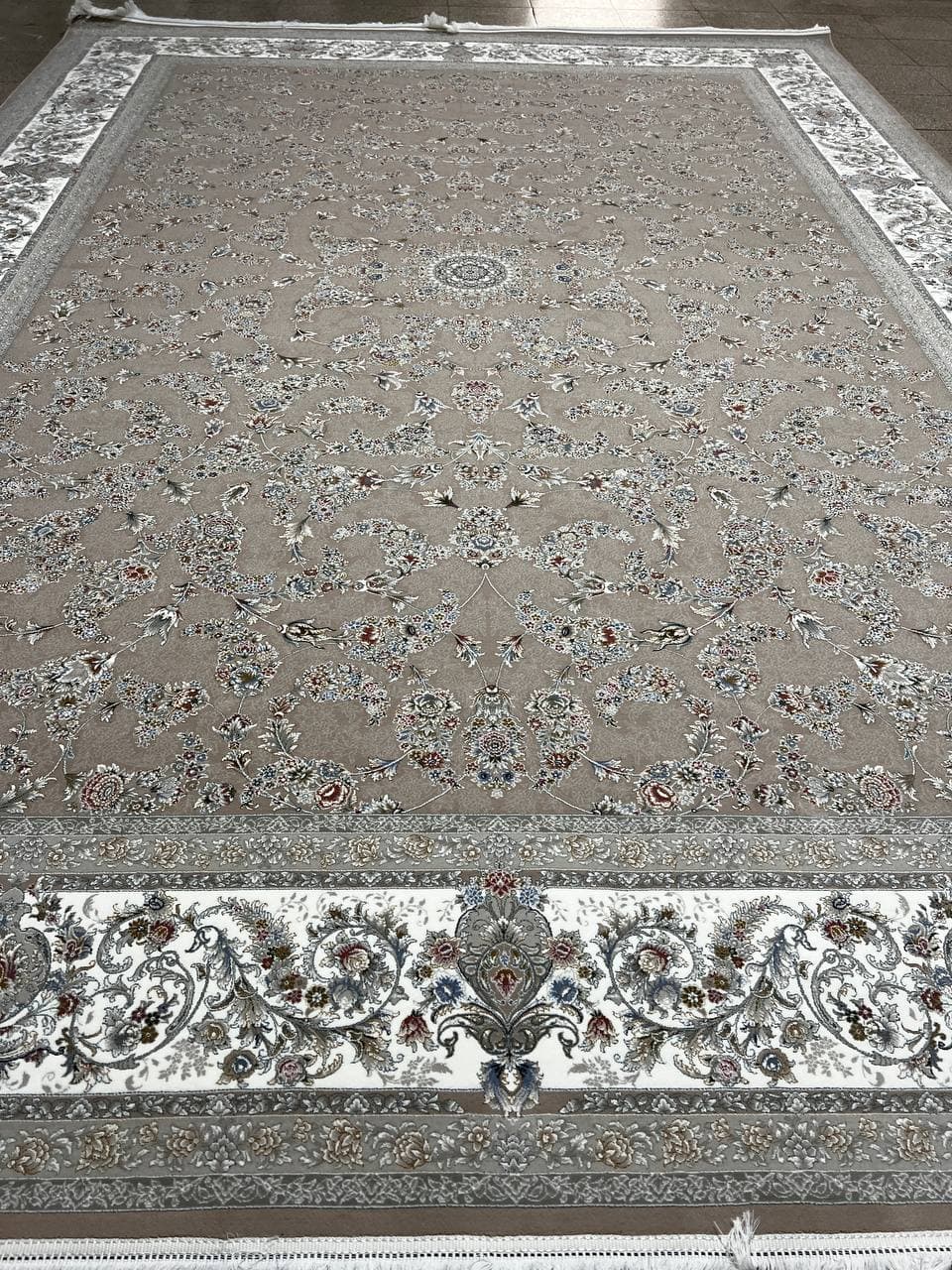 فرش 1200 شانه - V3781