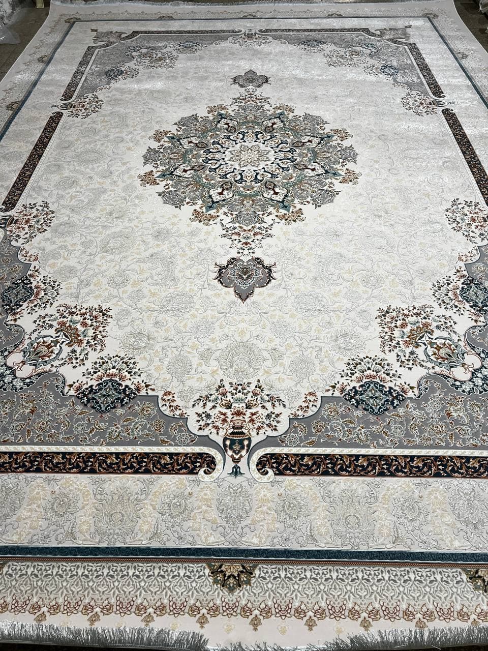 فرش 1200 شانه - V4122