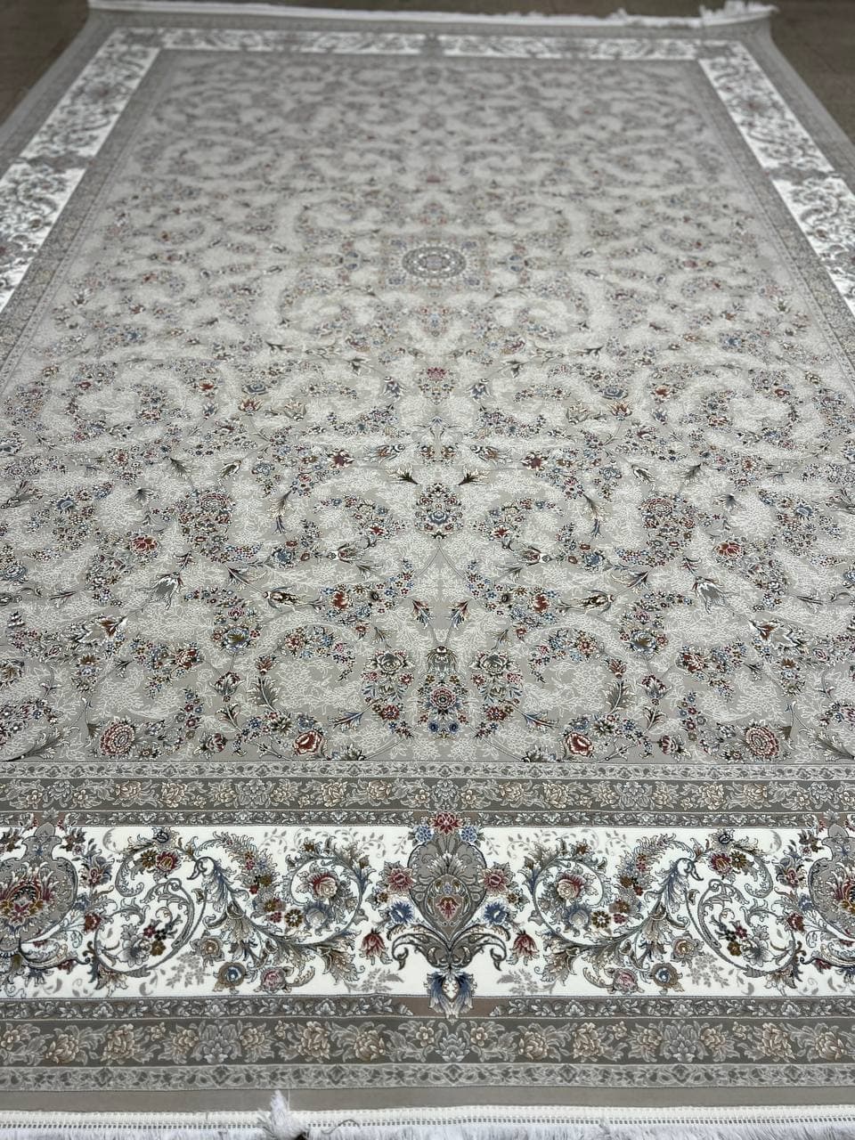 فرش 1200 شانه - V4237