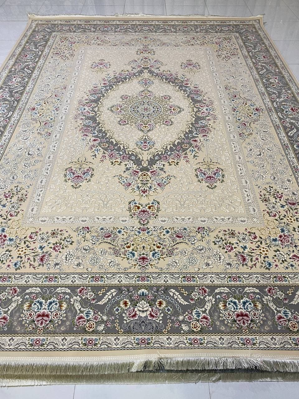 برجسته - D3892