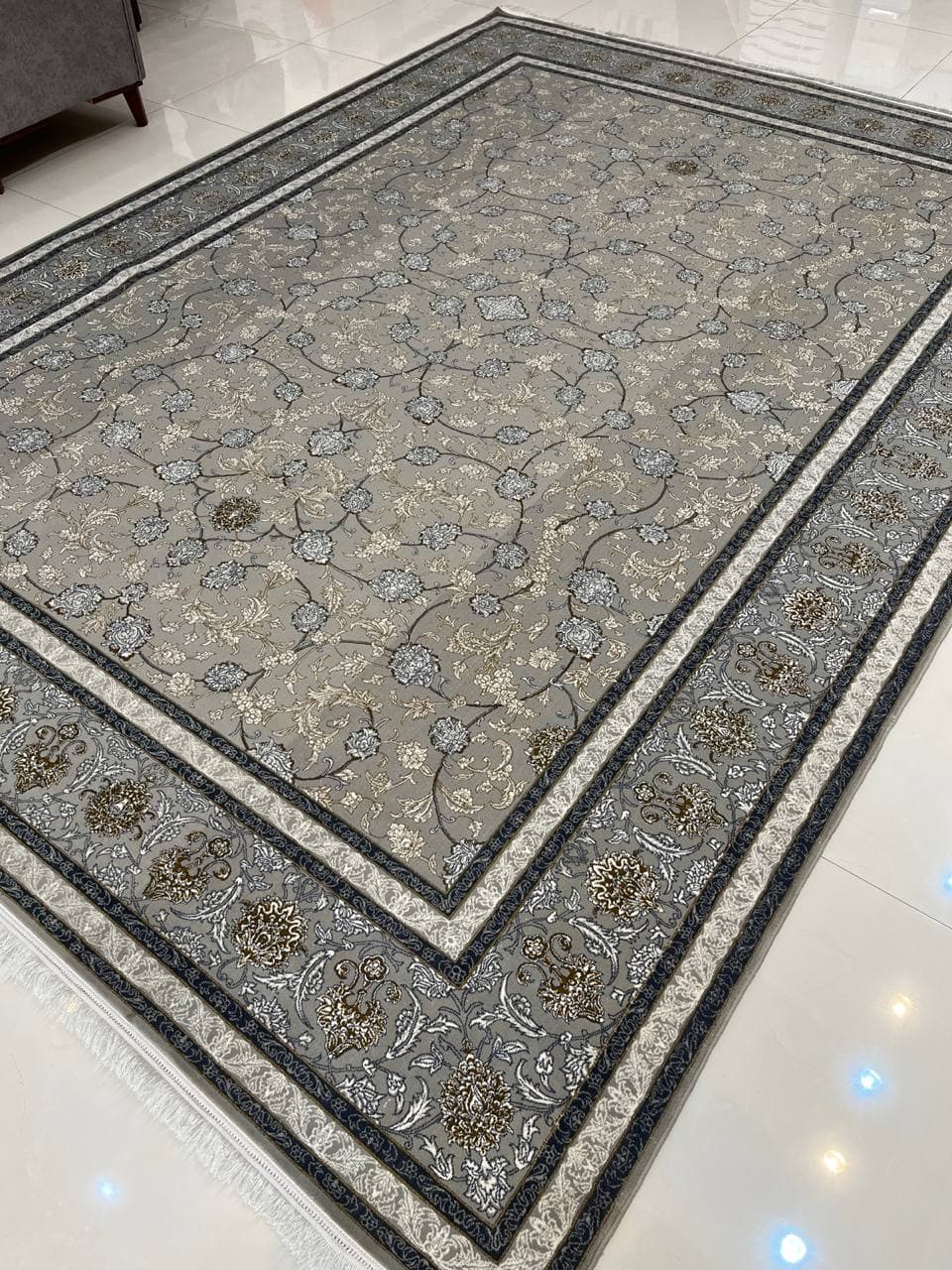 ساده سنگین وزن آذر نقره ای - L569