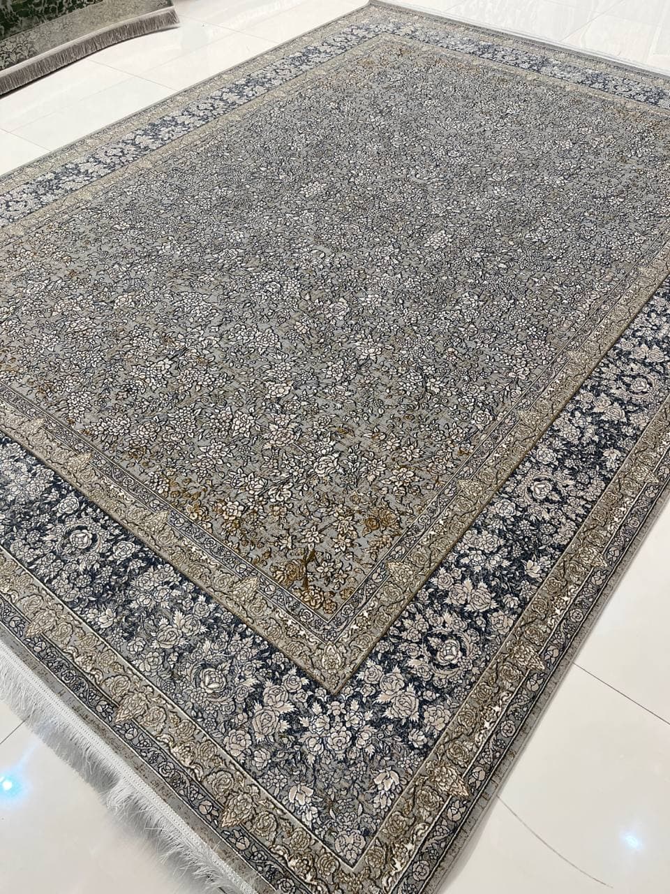 ساده سنگین وزن بهار نقره ای - L567
