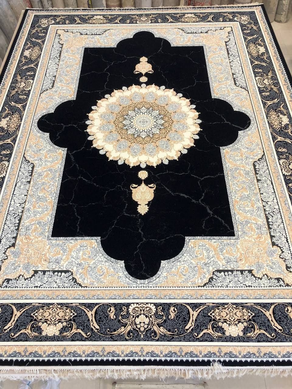 فرش 700 شانه - Y4426